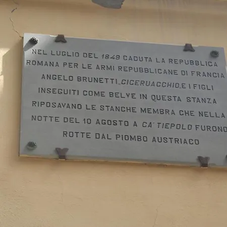 Bed & Breakfast Residenza D'Epoca Palazzo Magi 4*