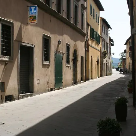 Residenza D'Epoca Palazzo Magi 4*