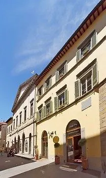 Bed & Breakfast Residenza D'Epoca Palazzo Magi 4*
